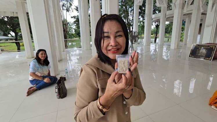 อยากโชคดีต้องซื้อ “เลขแม่น” จากวัดดัง เพราะบันดาลทรัพย์หลักแสนบาทจริง 1